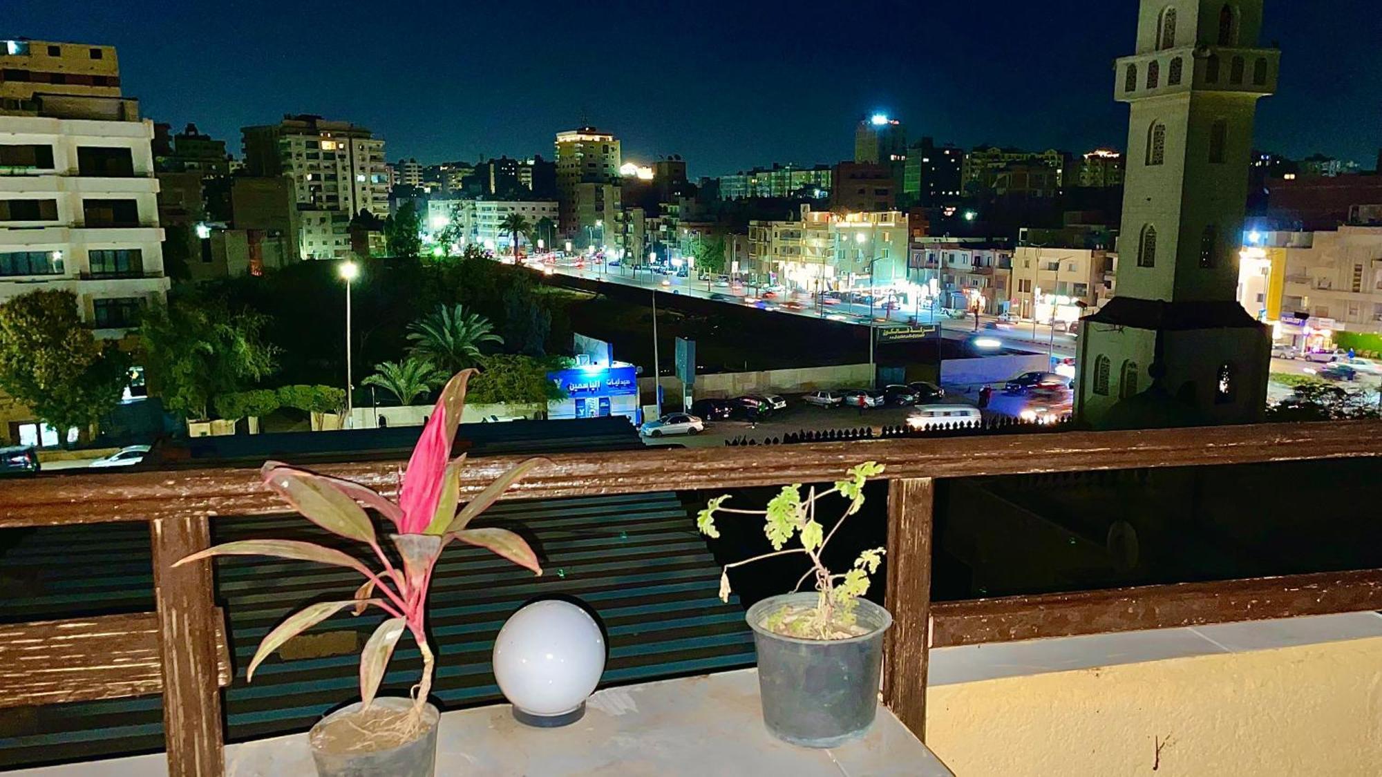 Sami Holiday Inn - Pyramids View Rooftop Al Kawm al Akhdar Bagian luar foto